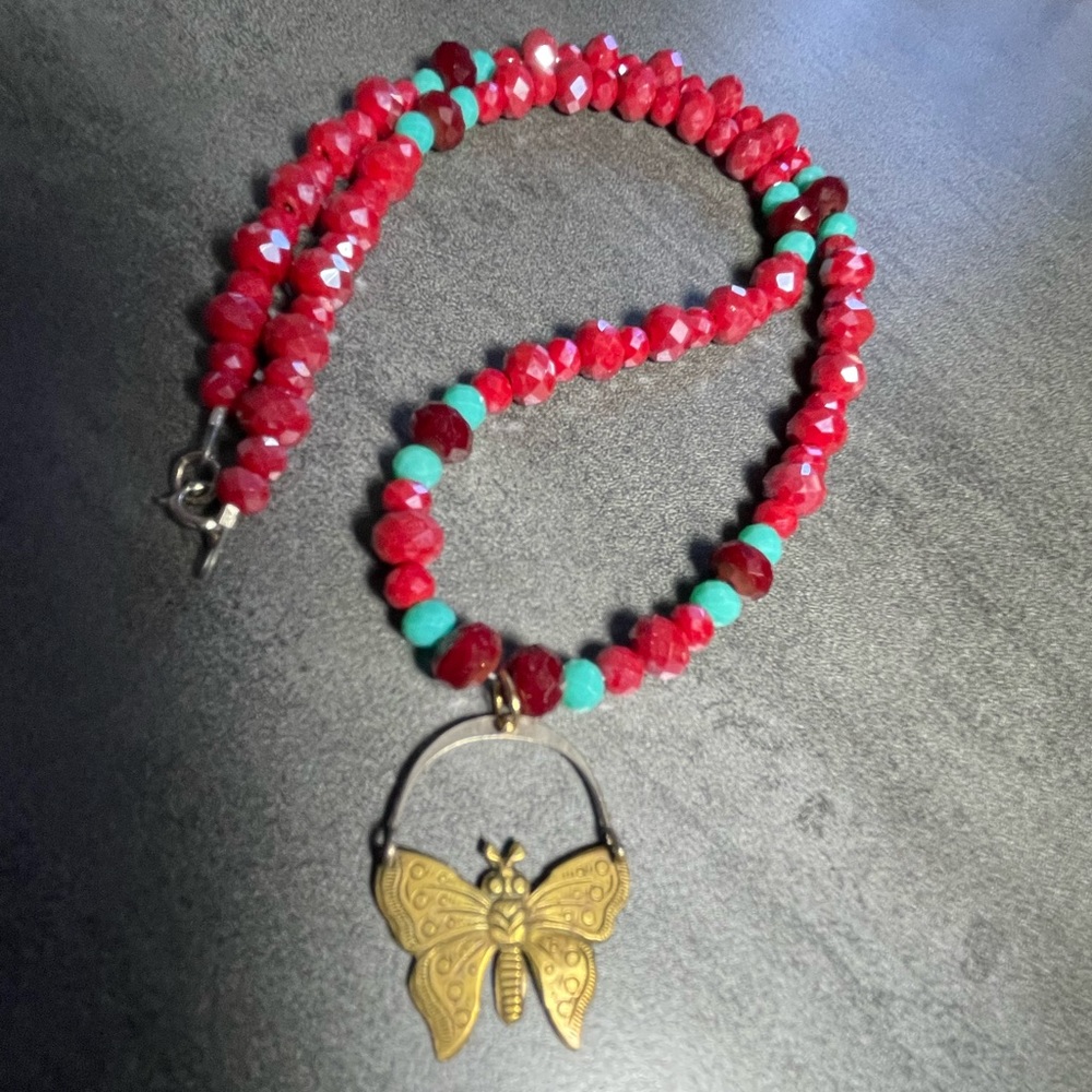 Faceted Crystal Bead Necklace Vintage 70’s Butterfly Moth Pendant